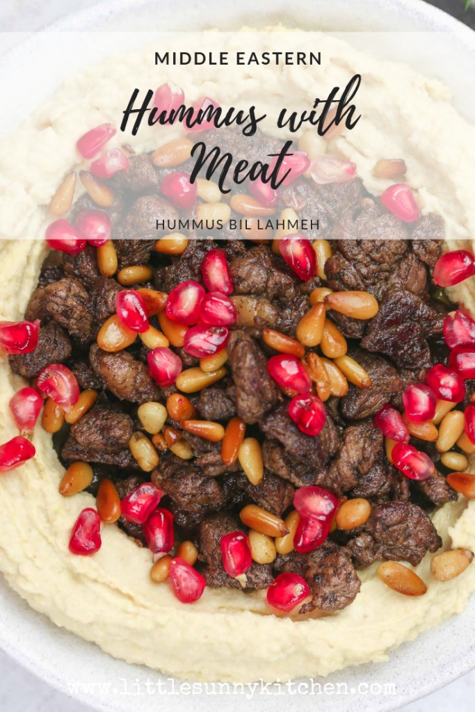 Hummus with meat or hummus bit lahmeh