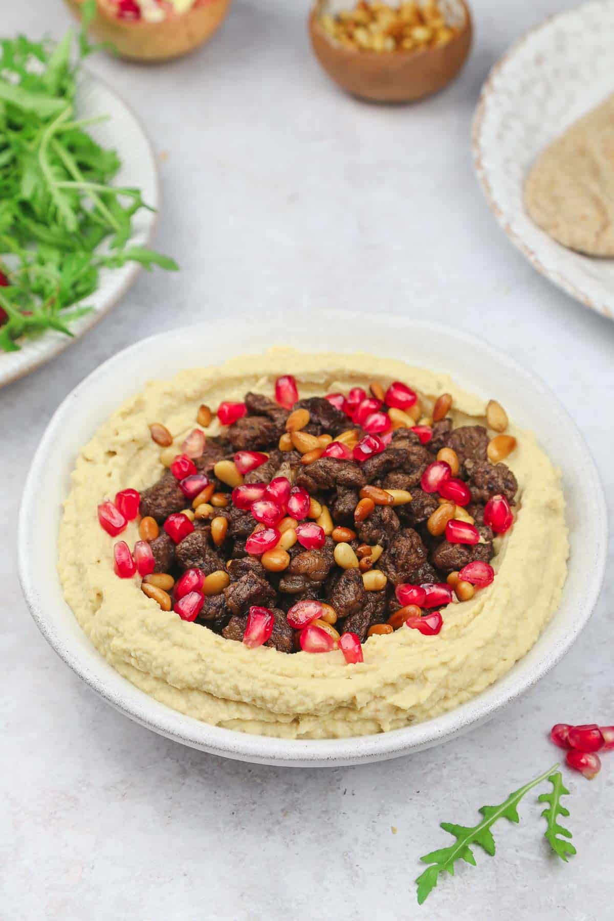 Hummus Bil Lahmeh (Hummus With Meat)